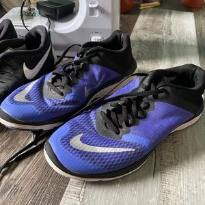 SOLD Purple Nike shoes